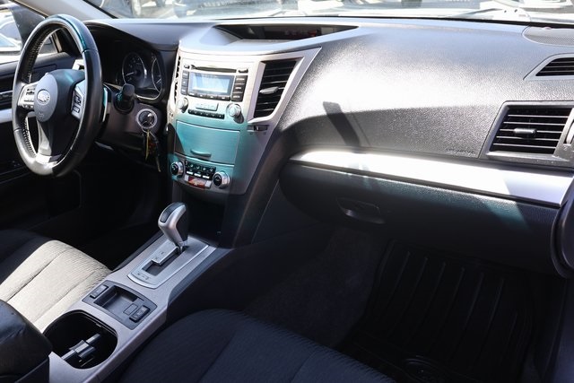 Vehicle image 20 of 42