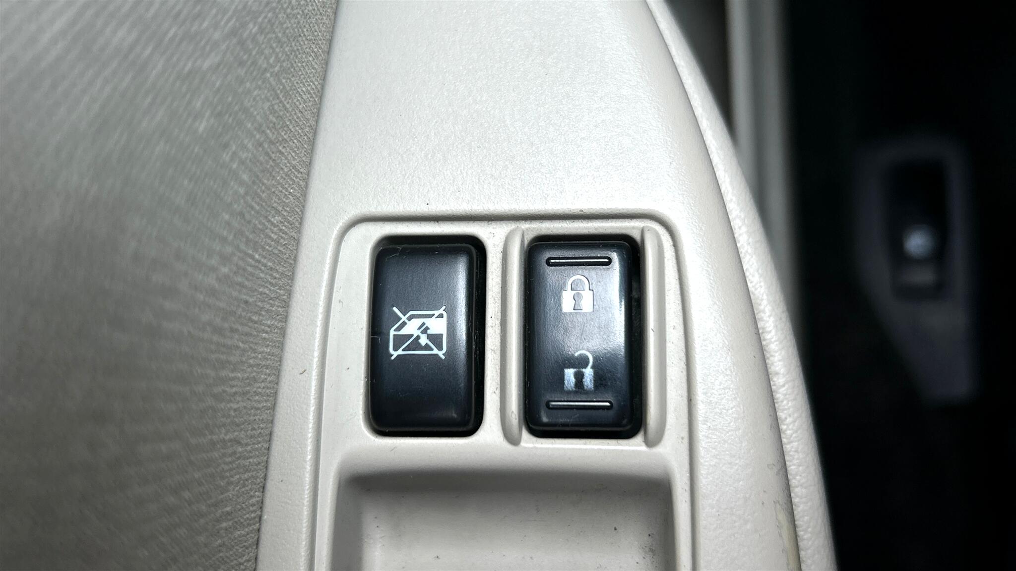2012 Subaru Outback 2.5i Premium Image 39 of 55