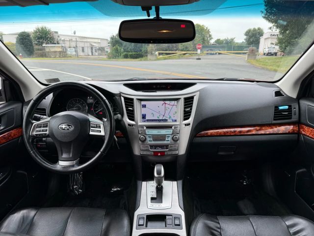 2012 Subaru Outback 3.6R Limited Image 38 of 98