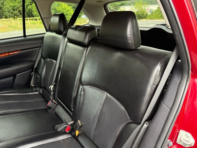 2012 Subaru Outback 3.6R Limited Image 30 of 98