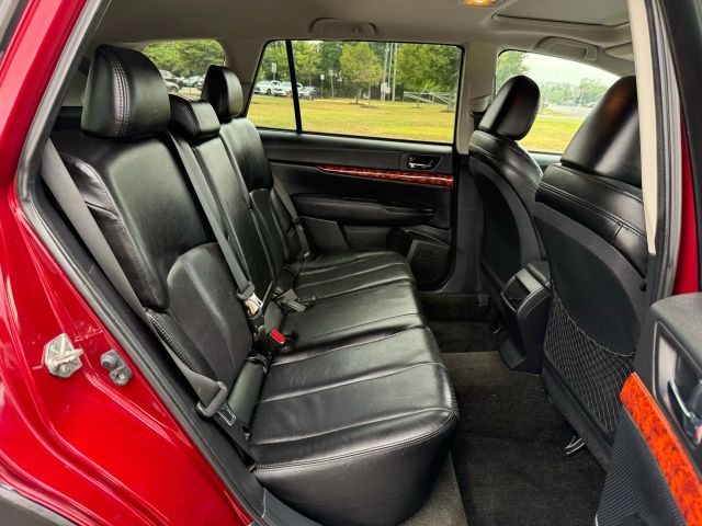 2012 Subaru Outback 3.6R Limited Image 29 of 98