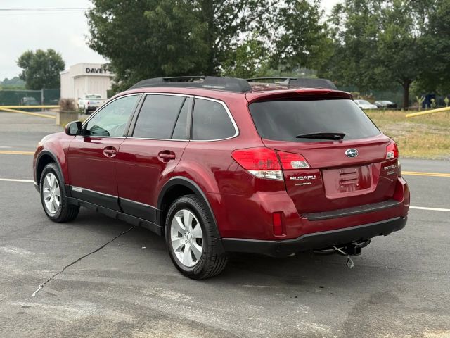 2012 Subaru Outback 3.6R Limited Image 11 of 98