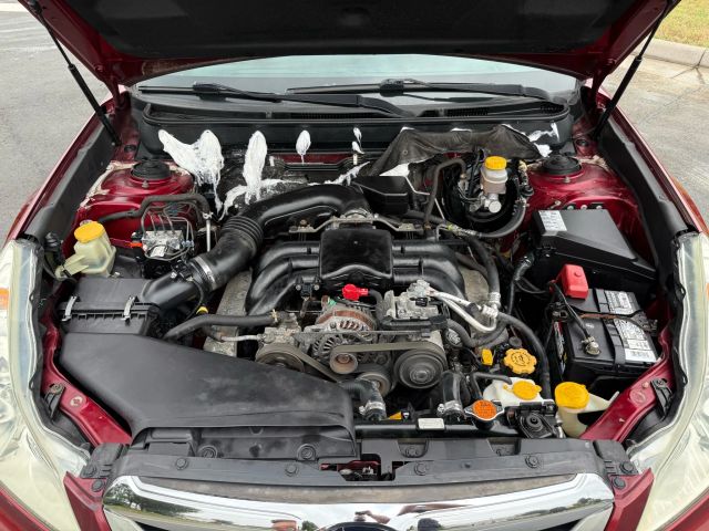 2012 Subaru Outback 3.6R Limited Image 14 of 98