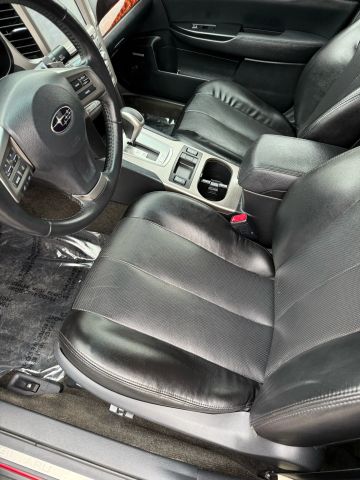 2012 Subaru Outback 3.6R Limited Image 44 of 98