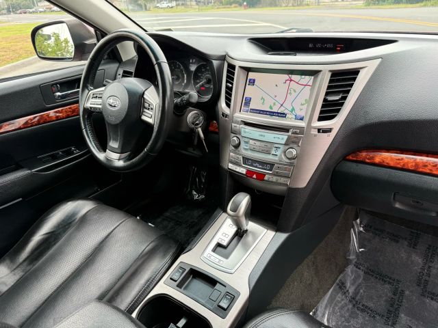 2012 Subaru Outback 3.6R Limited Image 40 of 98