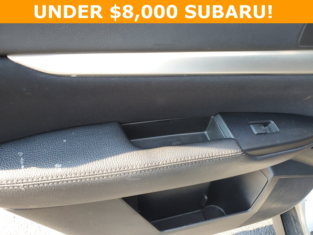2012 Subaru Outback 2.5i Premium Image 18 of 24