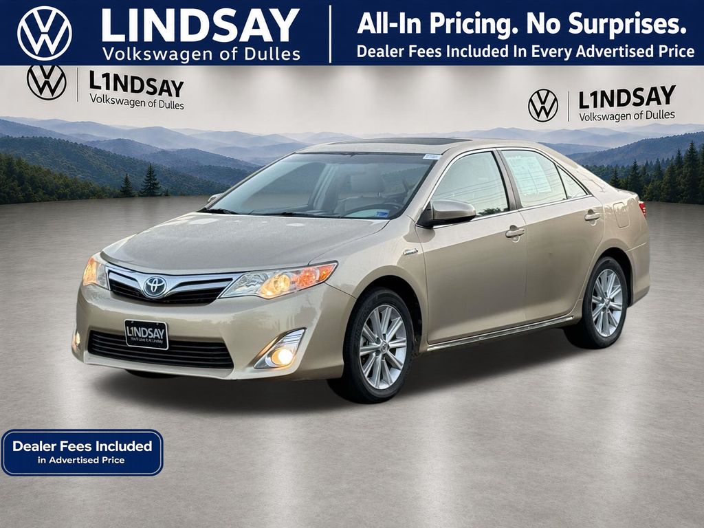 2012 Toyota Camry Hybrid XLE Image 1 of 30