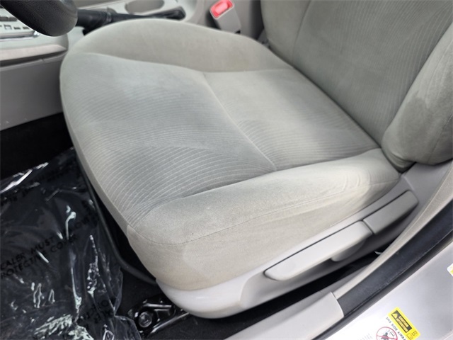 Vehicle image 31 of 37