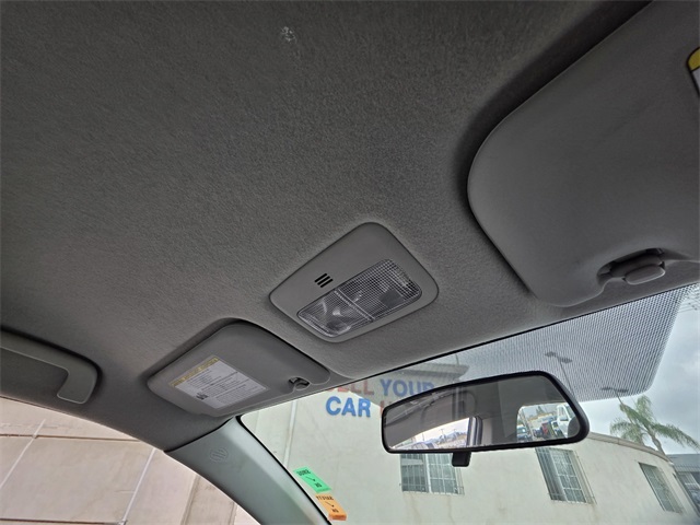 Vehicle image 36 of 37