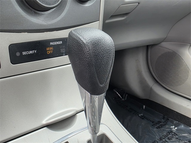 Vehicle image 32 of 37