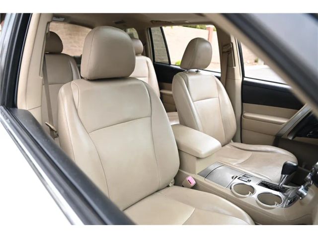 2012 Toyota Highlander Hybrid Base Image 9 of 25