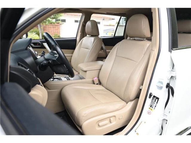 2012 Toyota Highlander Hybrid Base Image 12 of 25