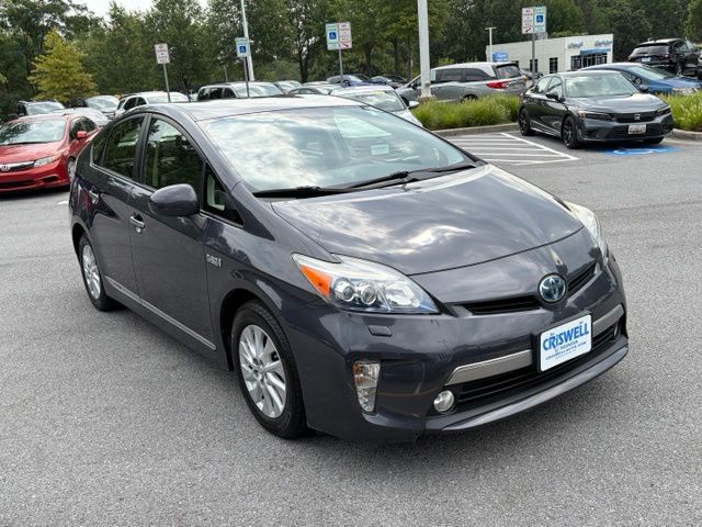 2012 Toyota Prius Plug-in Advanced Image 2 of 34