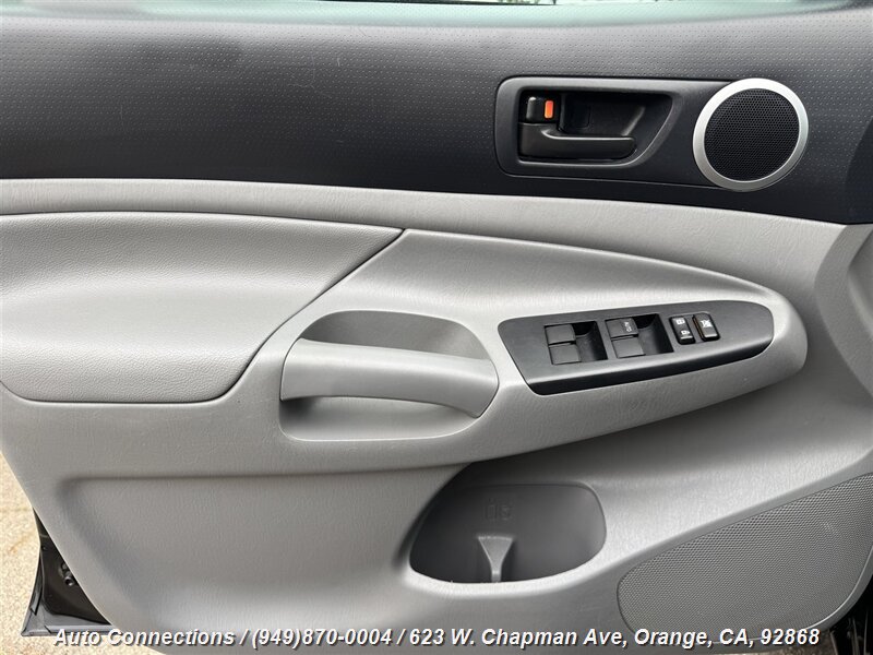 Vehicle image 26 of 35