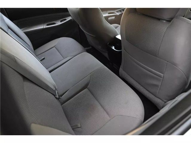 Vehicle image 16 of 32