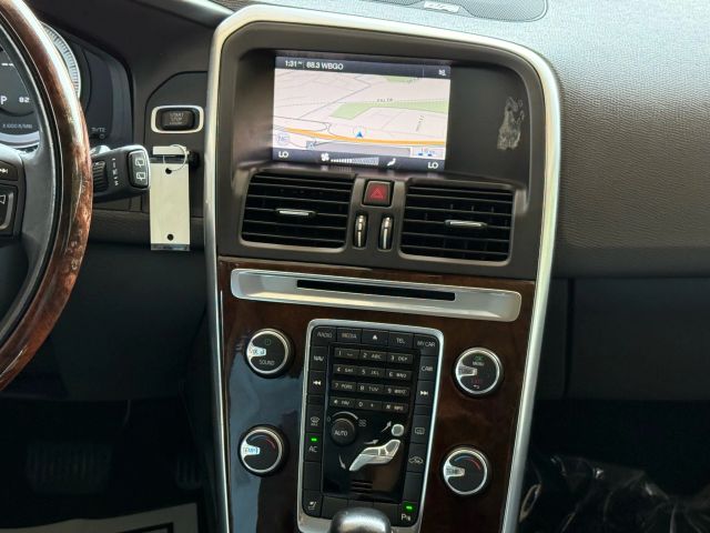 2012 Volvo XC60 3.2L Image 43 of 48