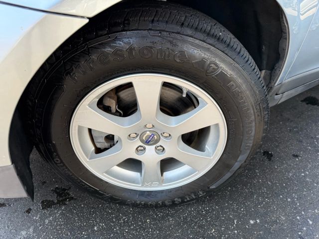 2012 Volvo XC60 3.2L Image 13 of 48