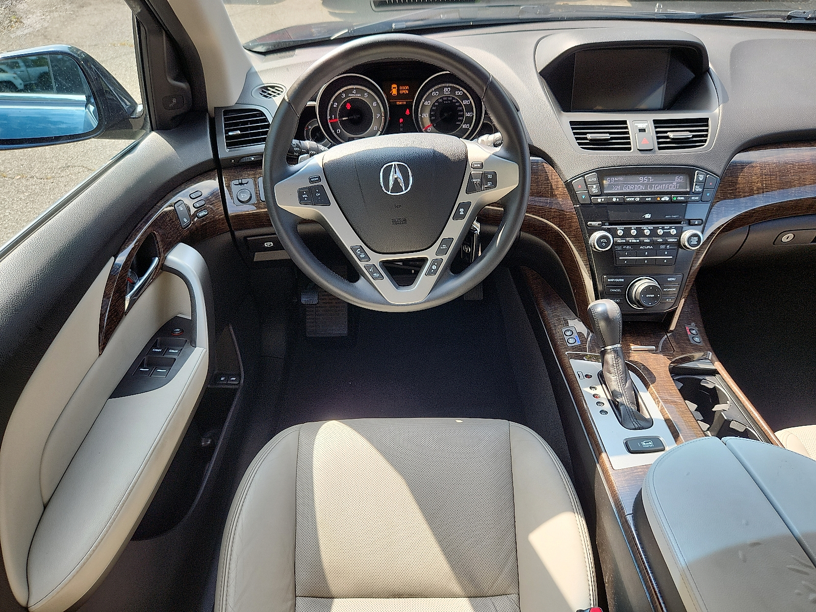 Vehicle image 15 of 31