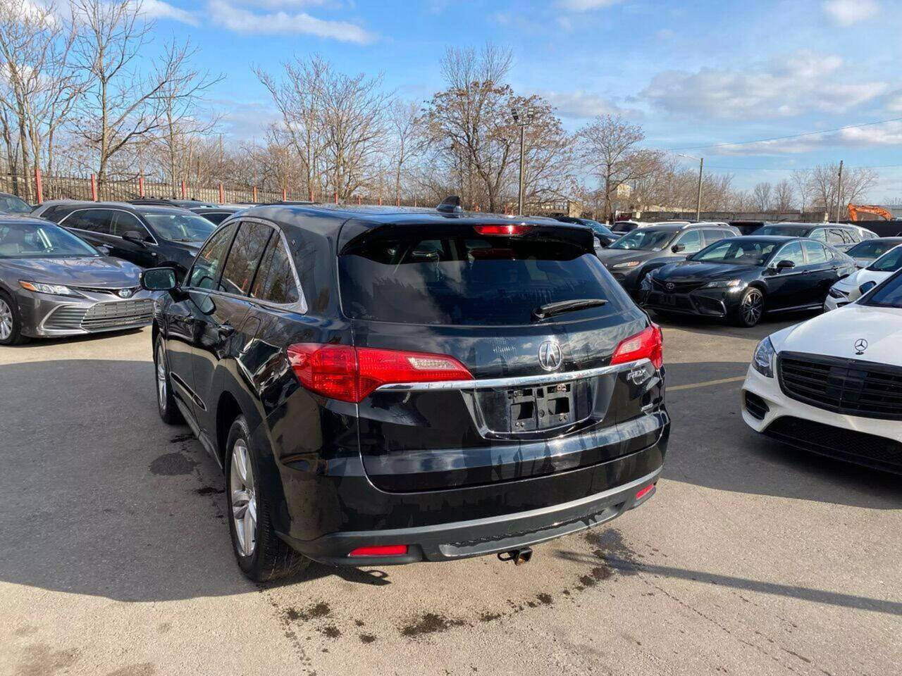 Vehicle image 8 of 13