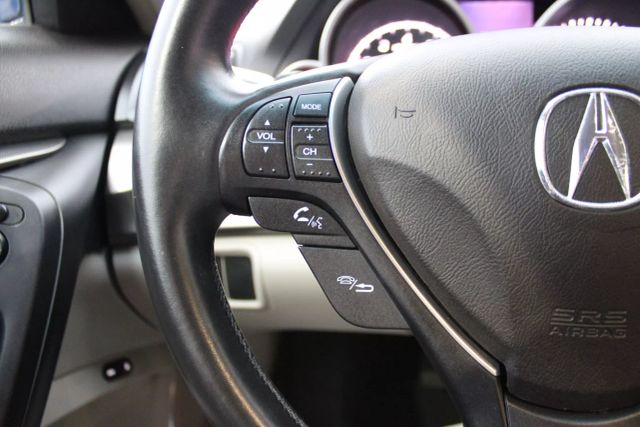 Vehicle image 14 of 36