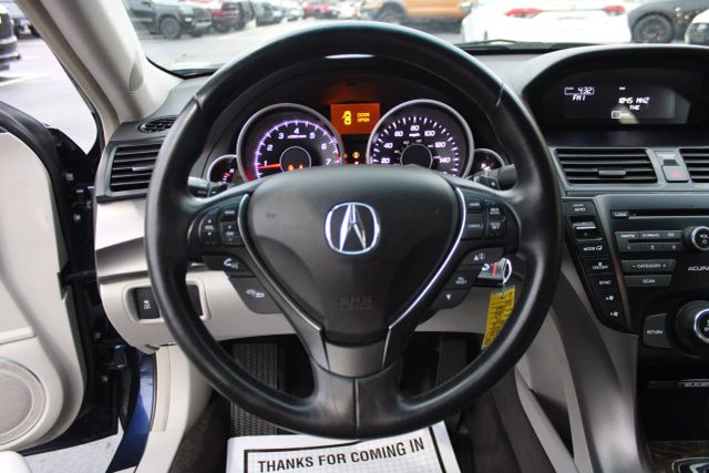 Vehicle image 13 of 36