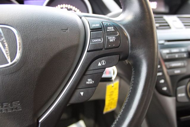 Vehicle image 15 of 36