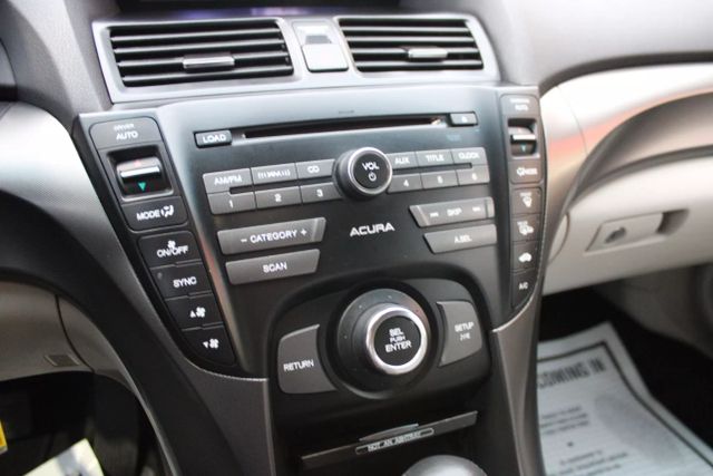 Vehicle image 20 of 36