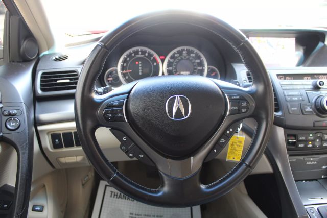 Vehicle image 18 of 37