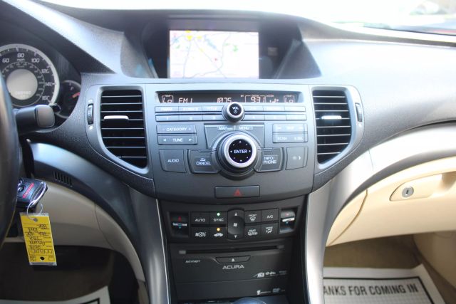 Vehicle image 11 of 37