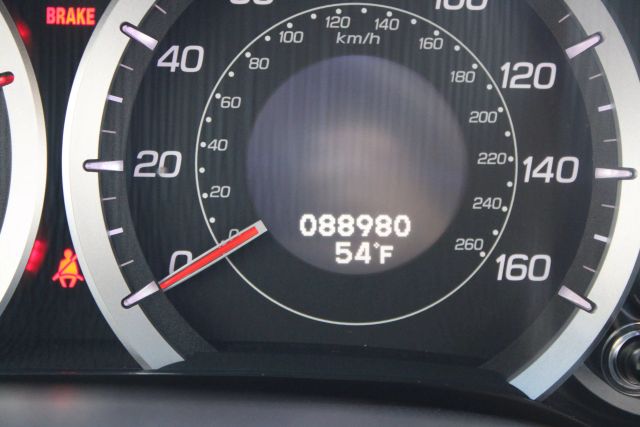 Vehicle image 20 of 37