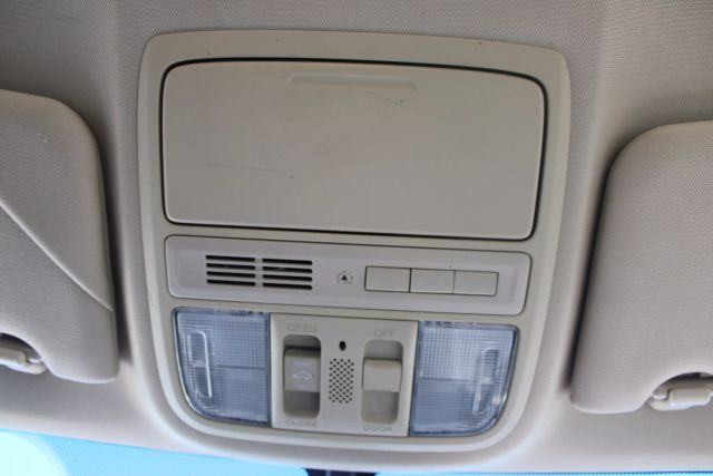 Vehicle image 22 of 37