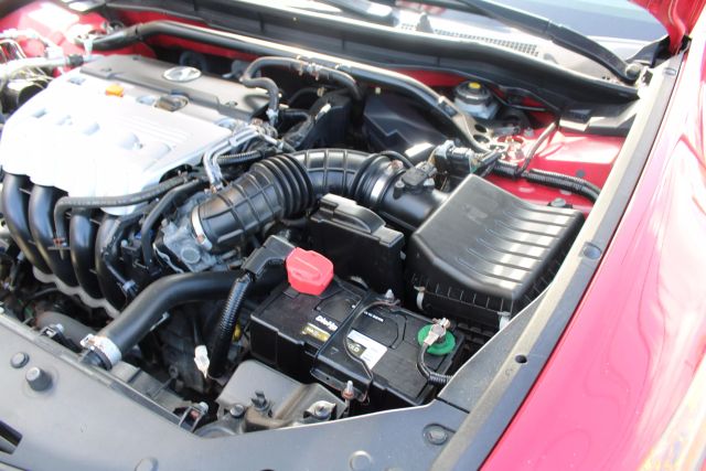 Vehicle image 34 of 37