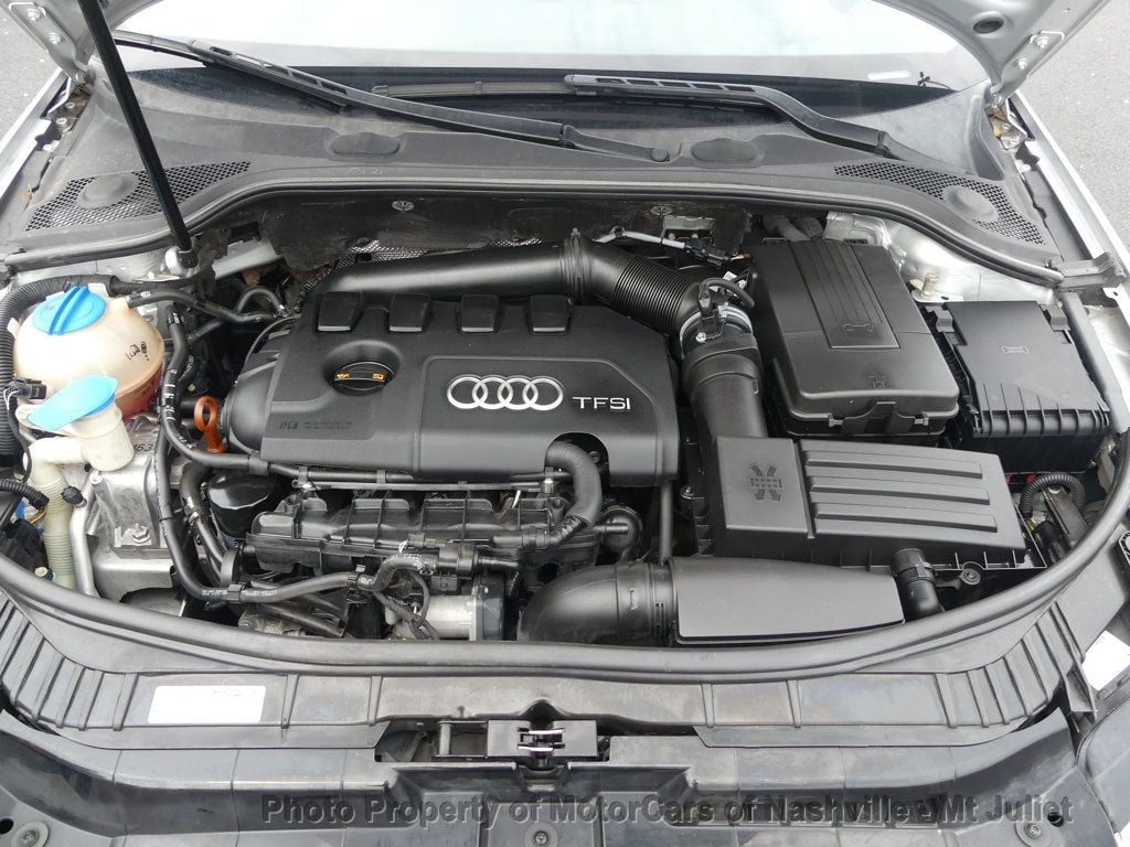 Vehicle image 42 of 44