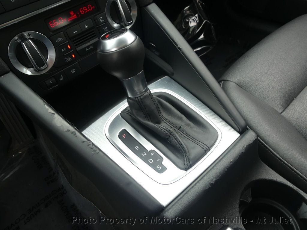 Vehicle image 36 of 44
