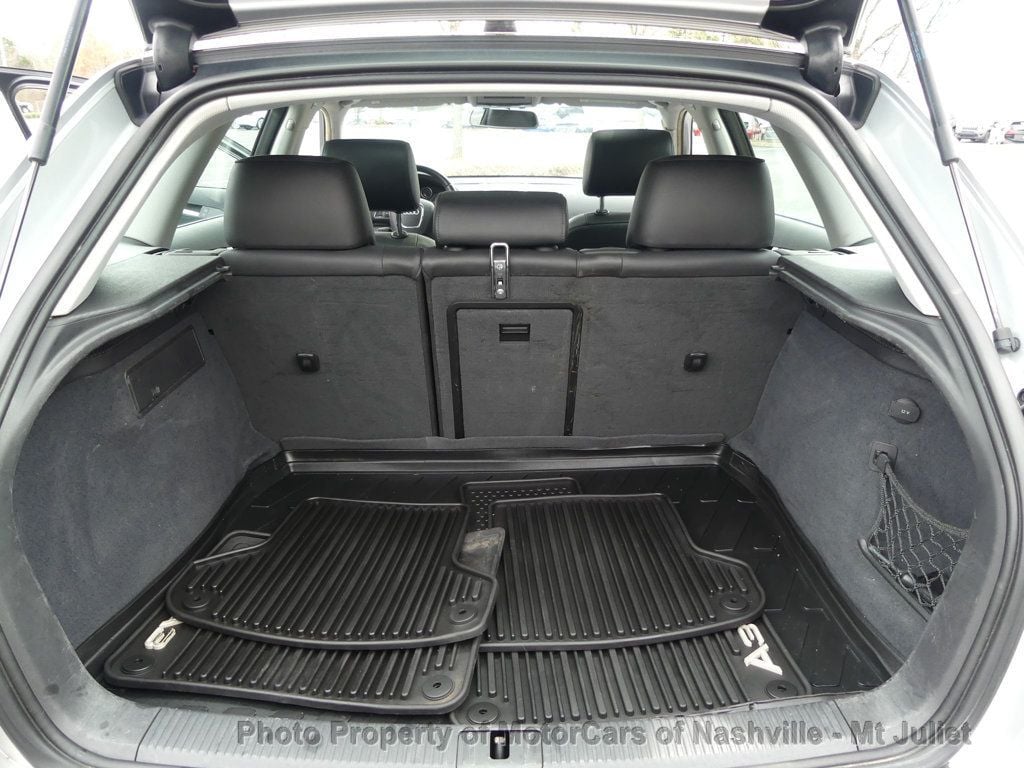Vehicle image 41 of 44