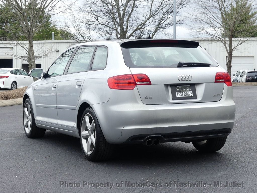 Vehicle image 12 of 44