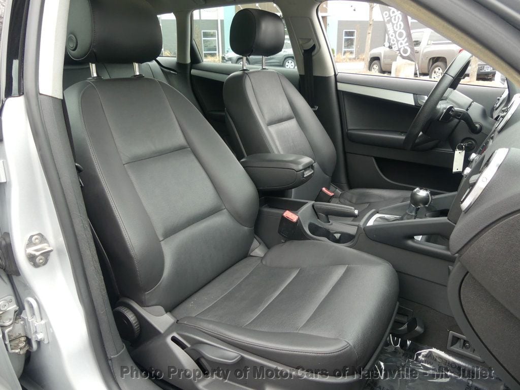Vehicle image 23 of 44