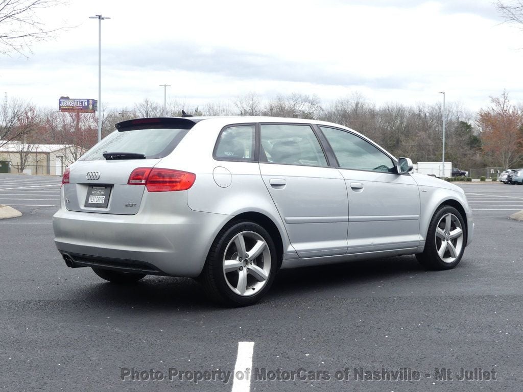 Vehicle image 11 of 44