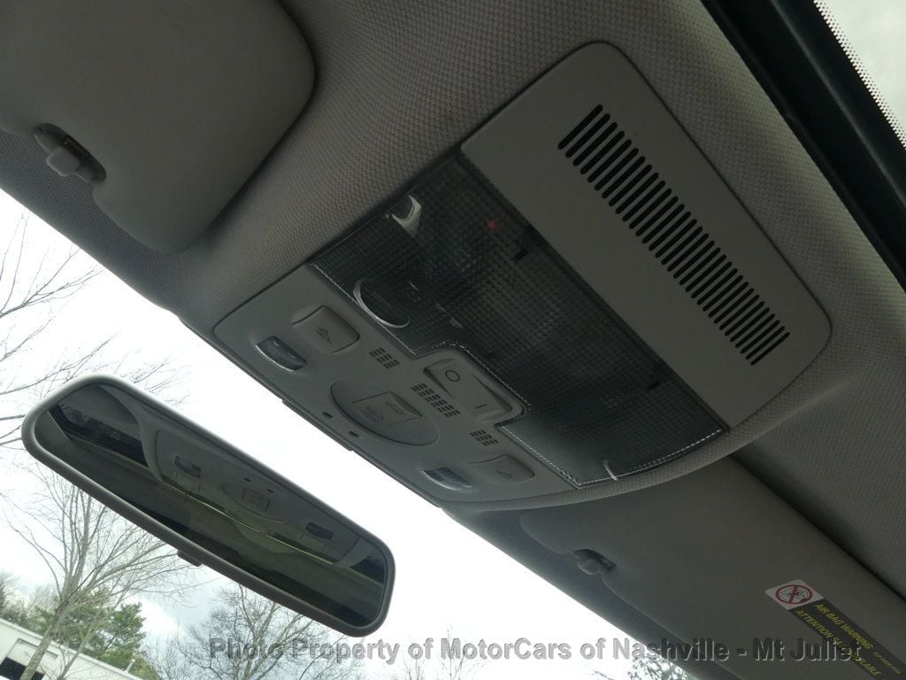 Vehicle image 39 of 44