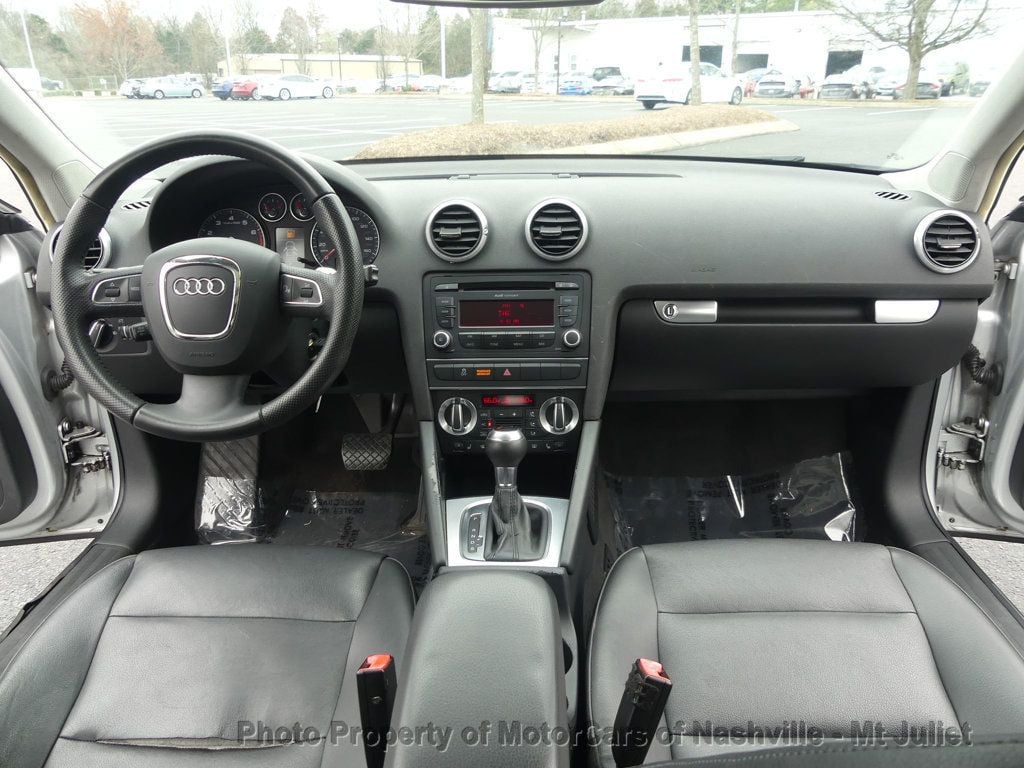 Vehicle image 28 of 44