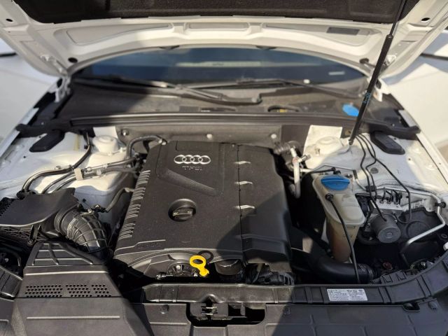 Vehicle image 34 of 35