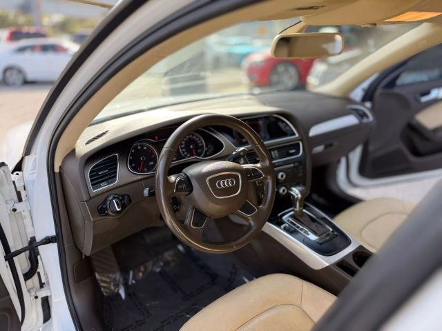 Vehicle image 25 of 35