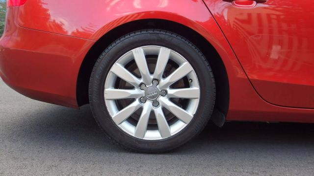 Vehicle image 8 of 55