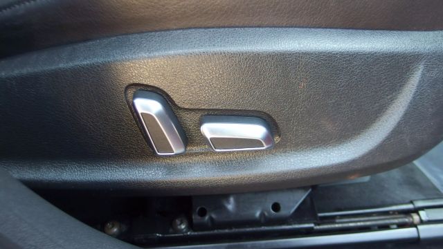 Vehicle image 38 of 55