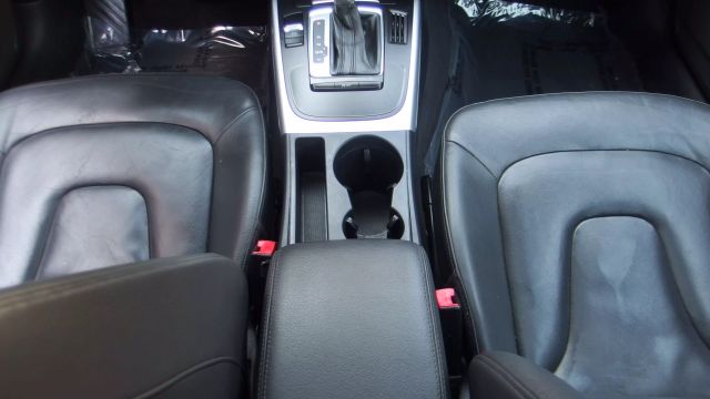 Vehicle image 28 of 55
