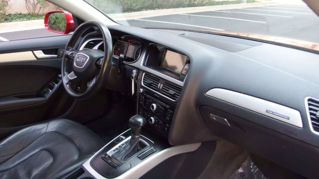 Vehicle image 36 of 55