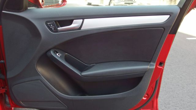 Vehicle image 39 of 55