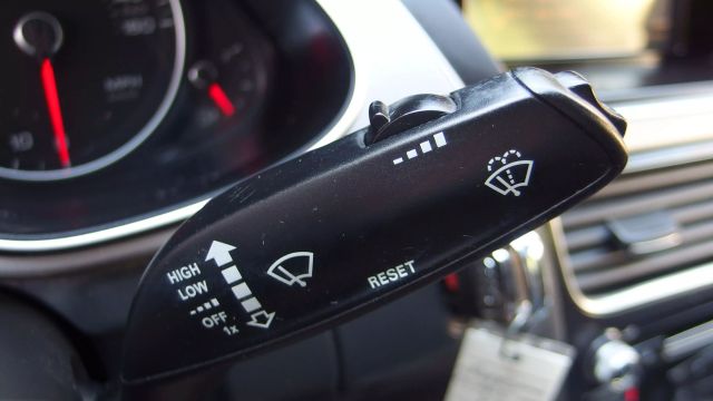 Vehicle image 46 of 55