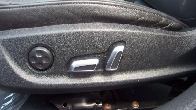 Vehicle image 16 of 55