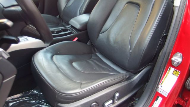 Vehicle image 18 of 55